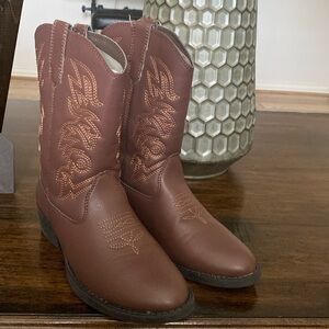 Kids Western boots size 1 M